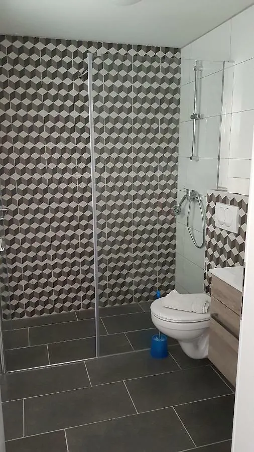 Apartments Star With Pool Biograd Na Moru