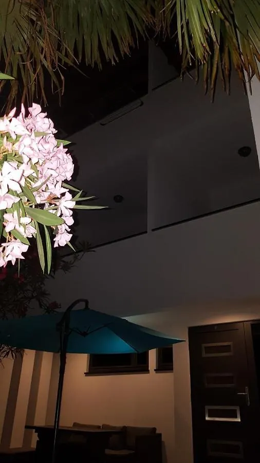 Apartments Star With Pool Biograd Na Moru