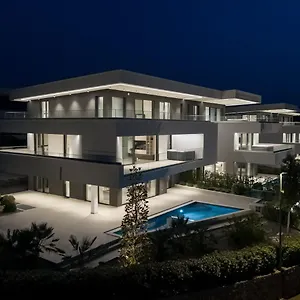 hadrie-luxury-apartments-malinska-c-d.primorje-gorskikotar.com/