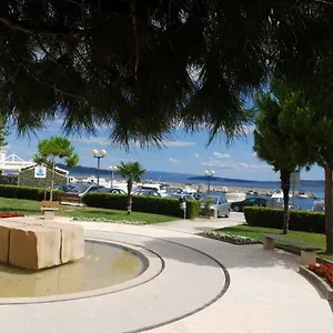 olea-kastela.hotels-in-trogir.com/